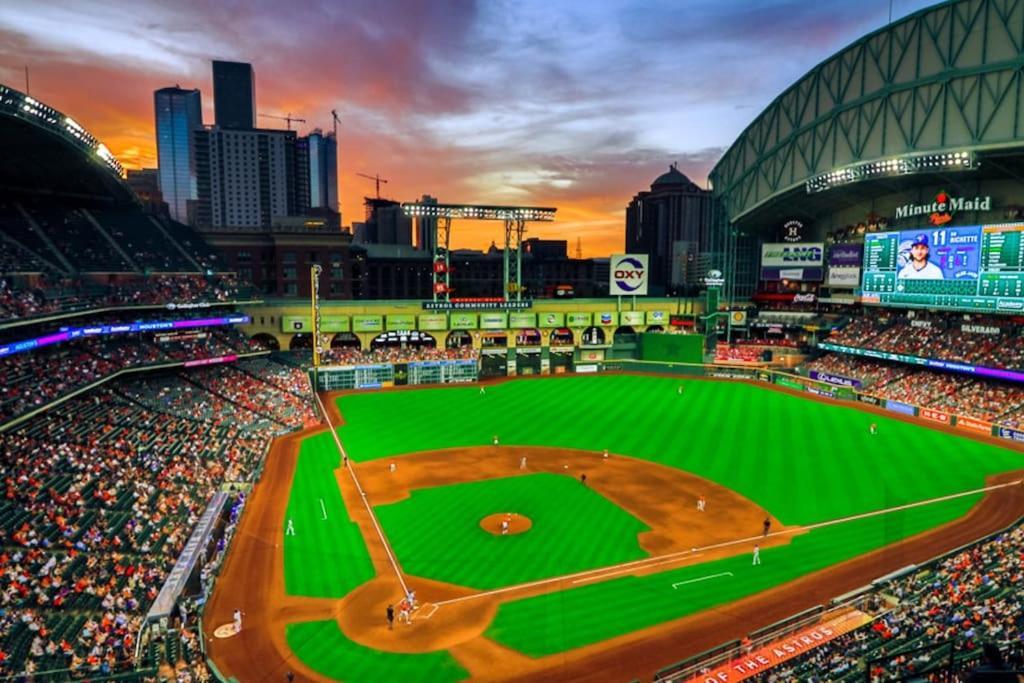 U3 Penthouse Houstonw Car Astros W Skyline-View Leilighet Eksteriør bilde